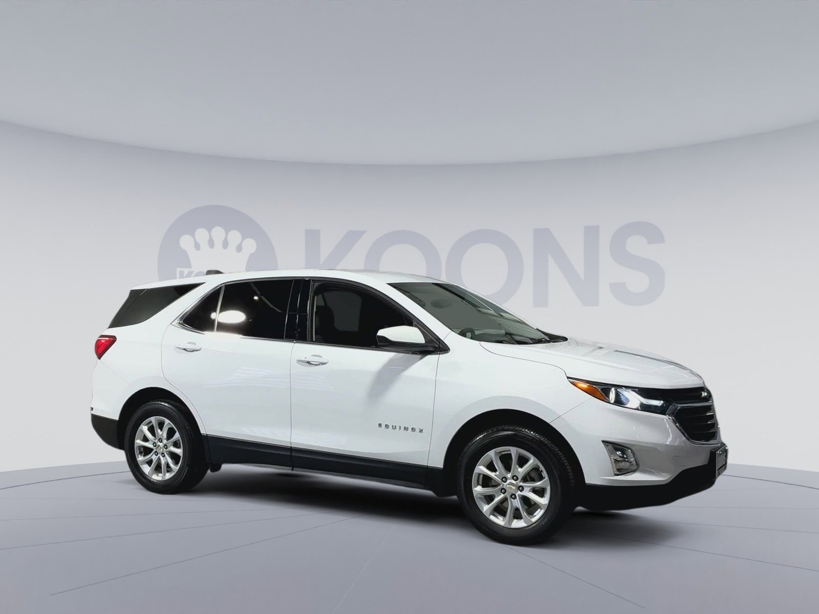 Used 2020 Chevrolet Equinox LT image 2