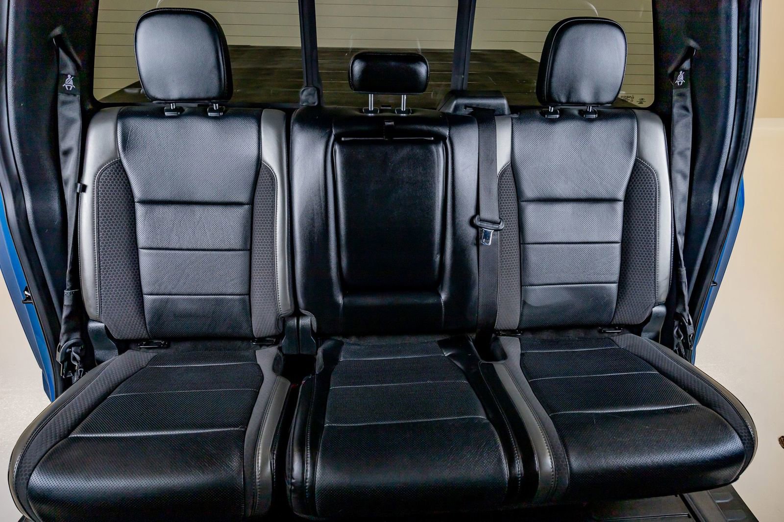 Used 2019 Ford F150 Raptor w/ Equipment Group 802A Luxury AWD/4WD image 34