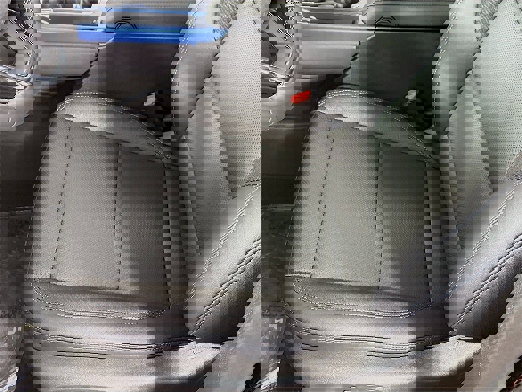 New 2026 Chevrolet Equinox EV LT image 14