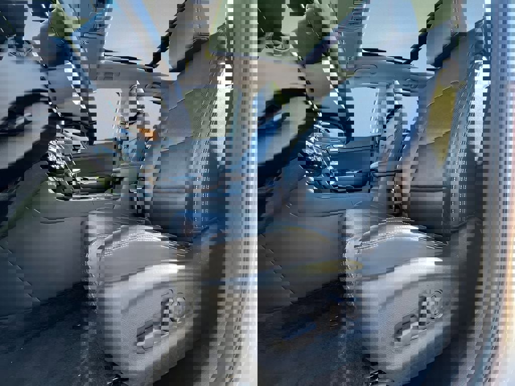 Used 2022 Kia Sportage EX w/ EX Technology Package image 11