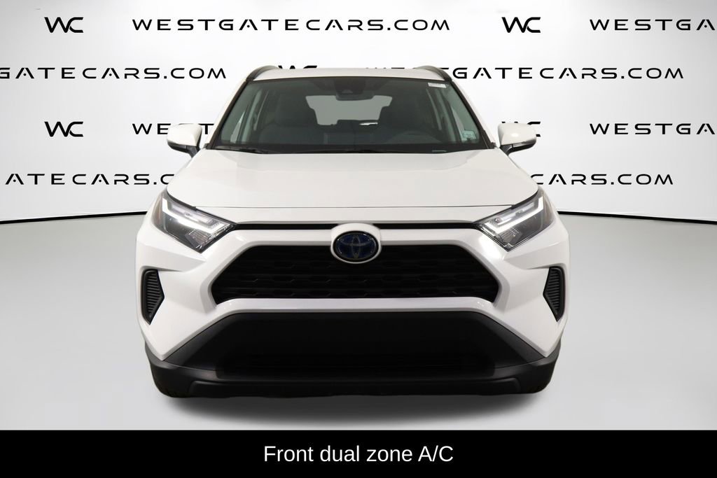 Used 2024 Toyota RAV4 LE AWD/4WD image 2