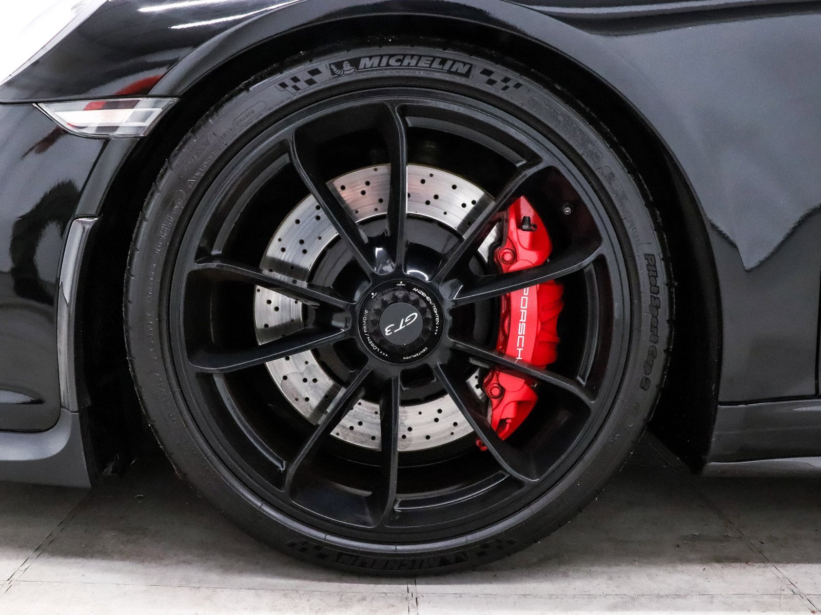 Used 2015 Porsche 911 GT3 image 8