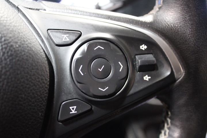 Used 2018 Buick Envision Essence image 35