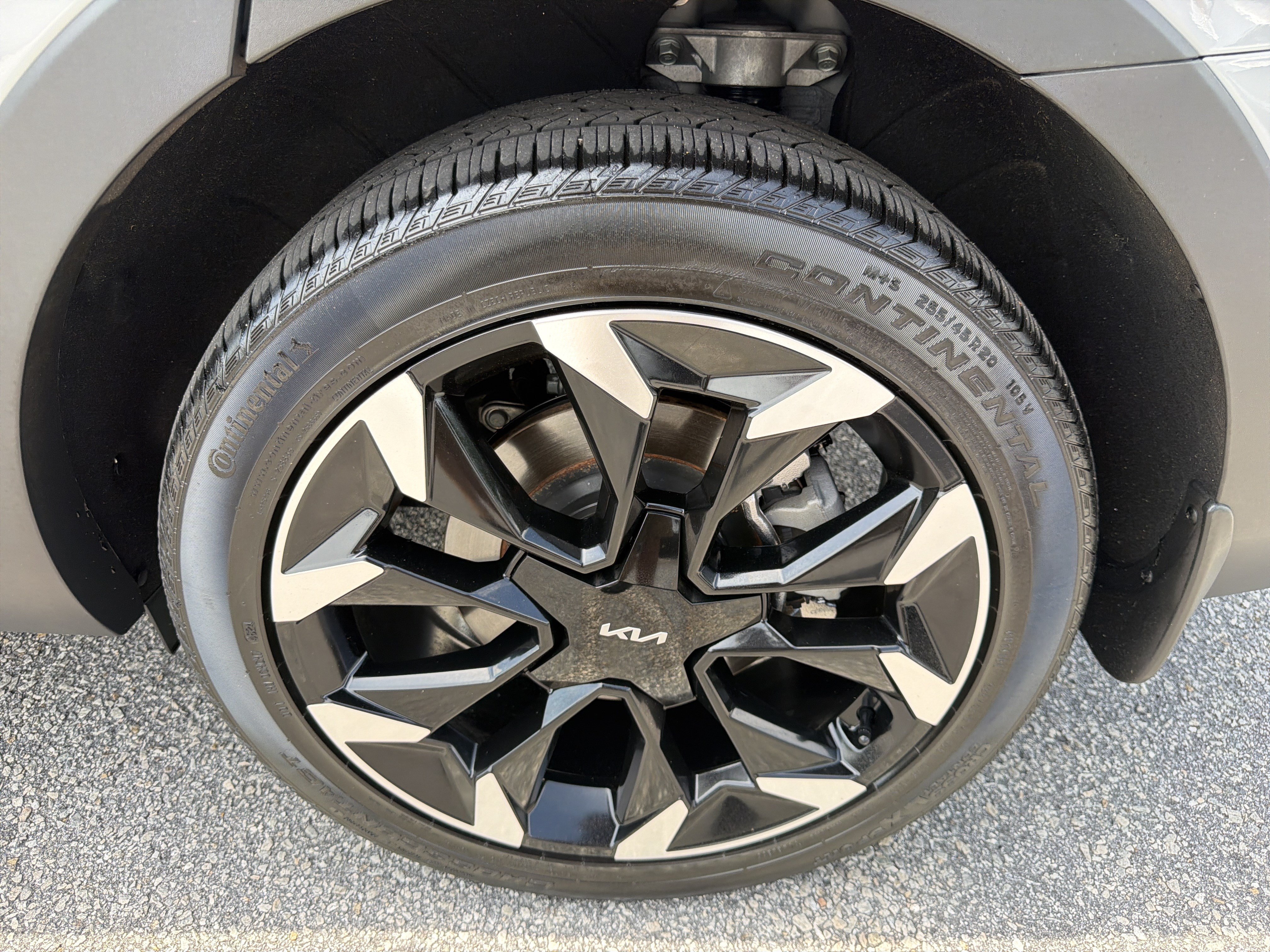 Used 2025 Kia Sorento EX w/ Panoramic Sunroof Package FWD image 30