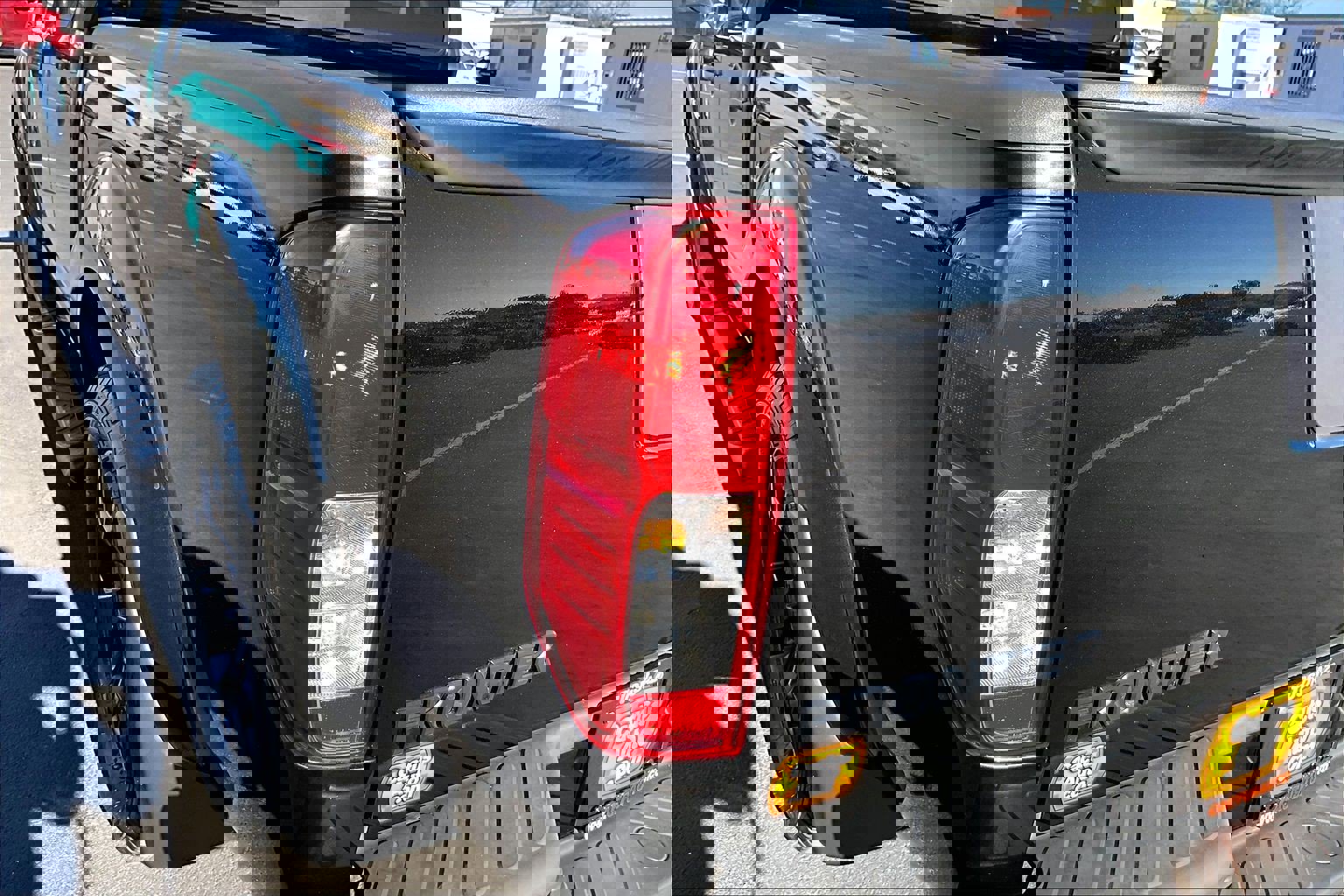 Used 2018 Nissan Frontier SV w/ Value Truck Package image 29