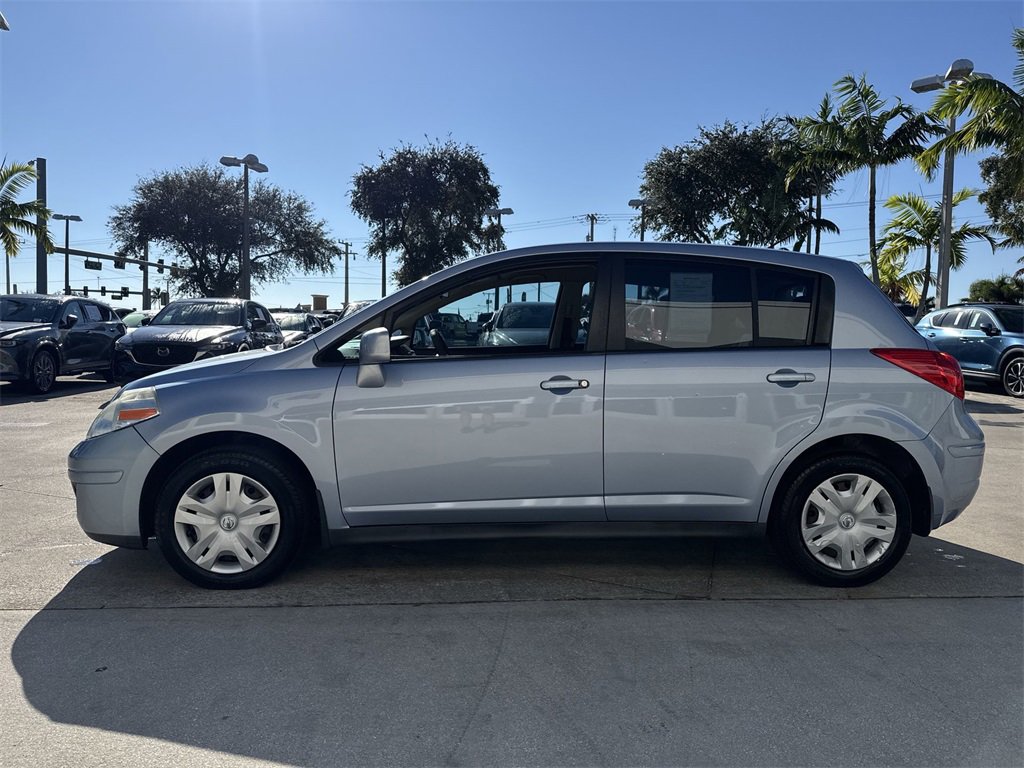 Used 2011 Nissan Versa 1.8 S w/ Plus Pkg image 28