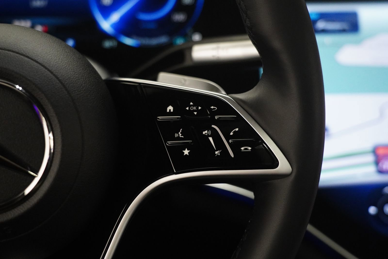 Used 2026 Mercedes-Benz EQS 550 4MATIC SUV image 20