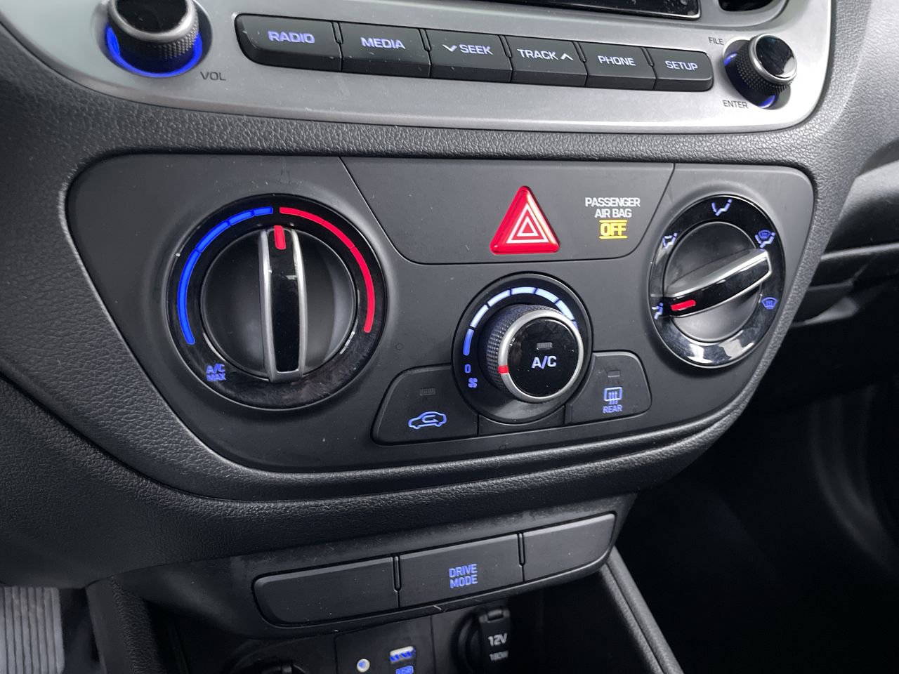 Used 2018 Hyundai Accent SE FWD image 16