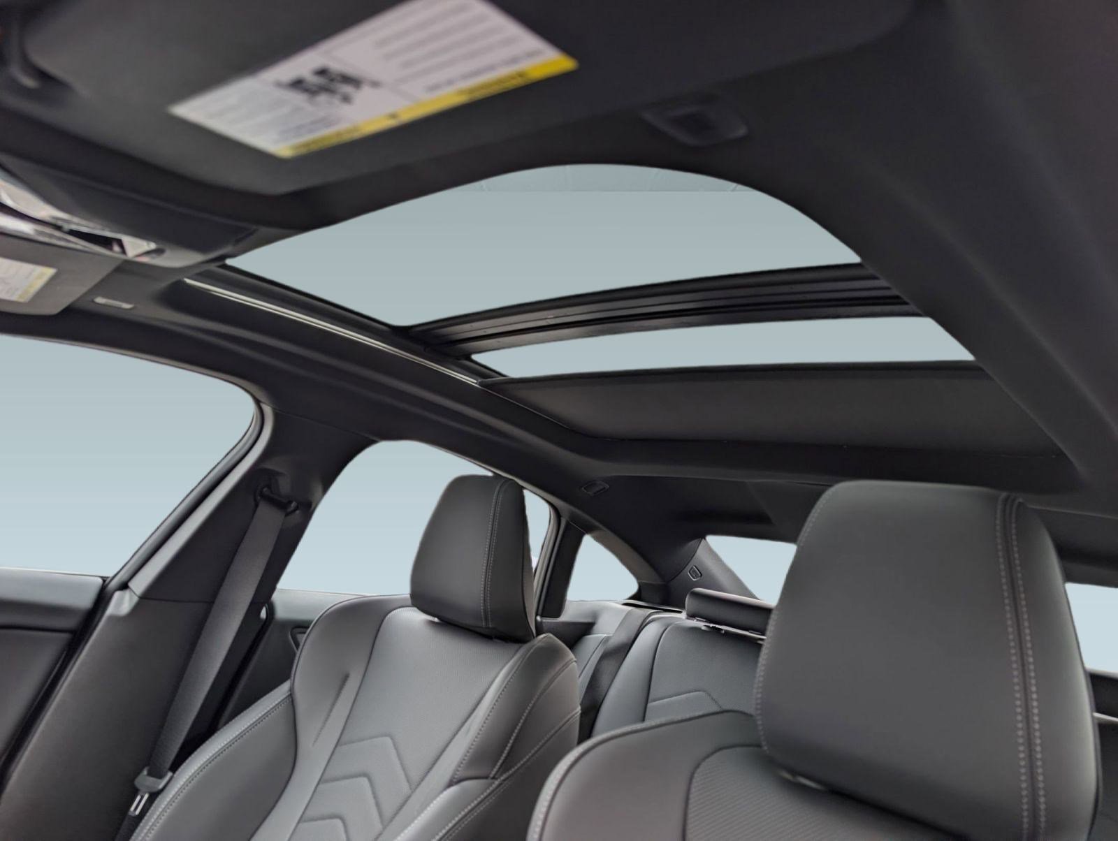 Used 2025 BMW 228i xDrive 228 xDrive image 16