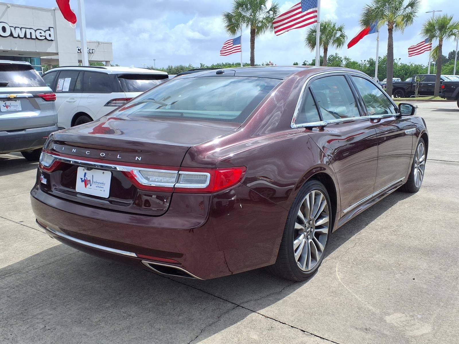 Used 2017 Lincoln Continental Reserve w/ Climate Package AWD/4WD image 5