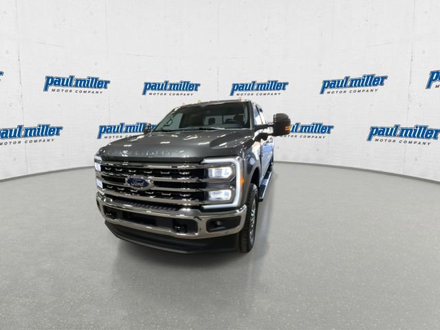 New 2026 Ford F350 Lariat w/ Lariat Premium Package image 4