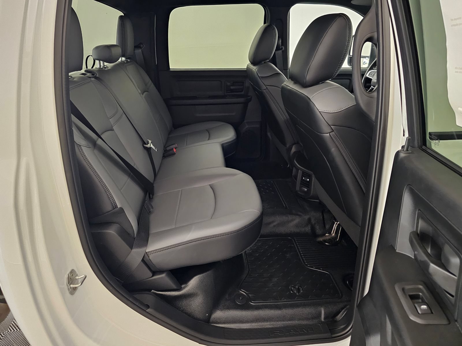 New 2026 RAM 5500 Tradesman AWD/4WD image 21