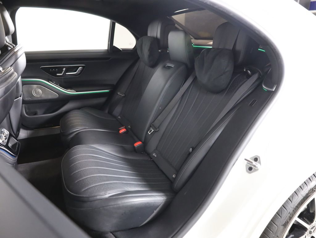 Used 2022 Mercedes-Benz S 500 4MATIC w/ AMG Line Package image 50