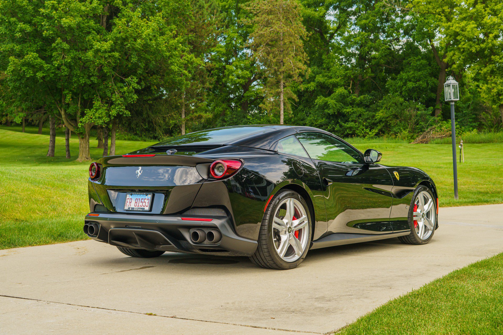 Used 2019 Ferrari Portofino RWD image 5