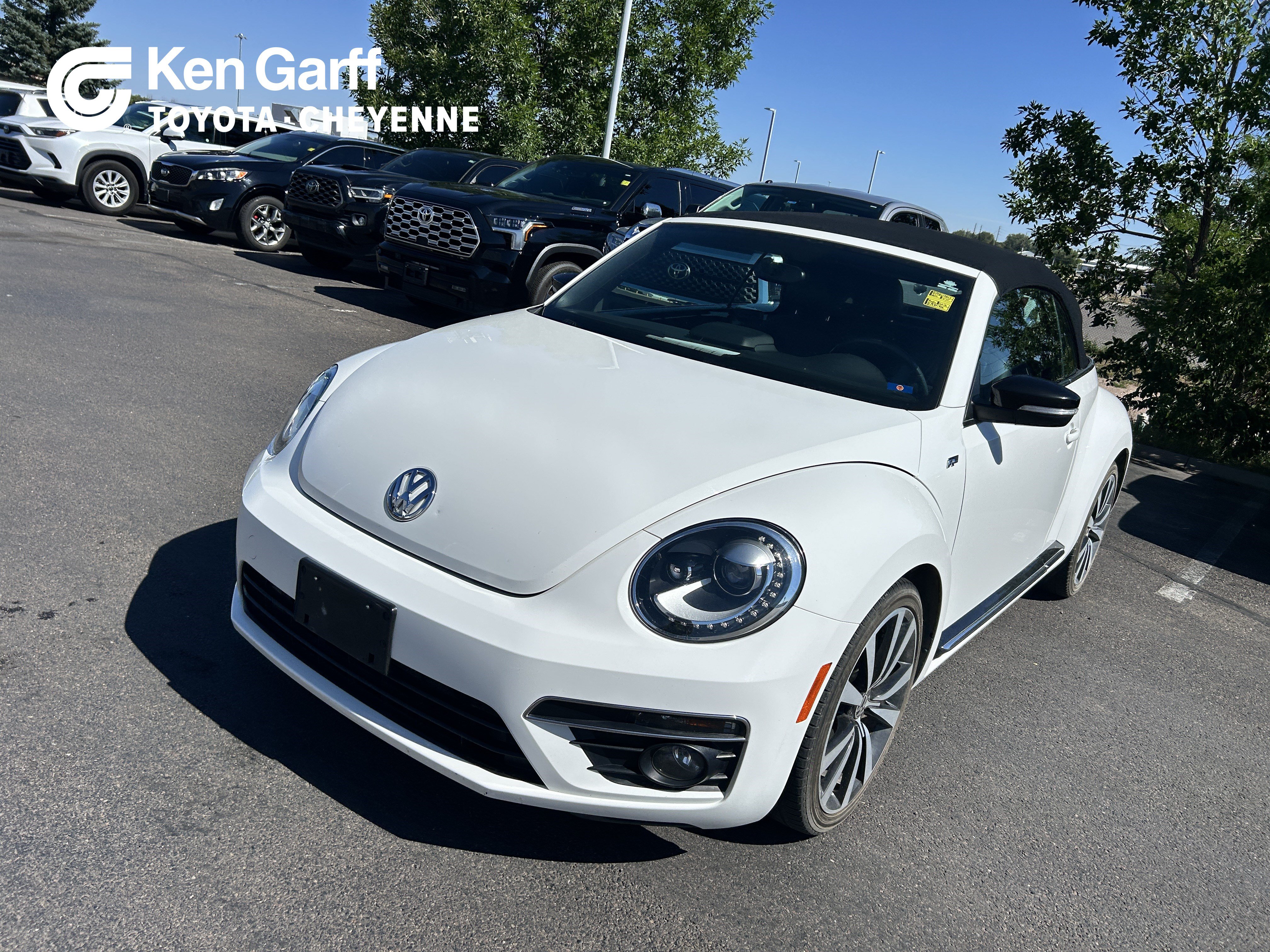 Used 2014 Volkswagen Beetle R-Line FWD image 1