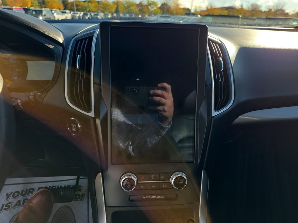 Used 2023 Ford Edge SEL w/ Convenience Package image 24