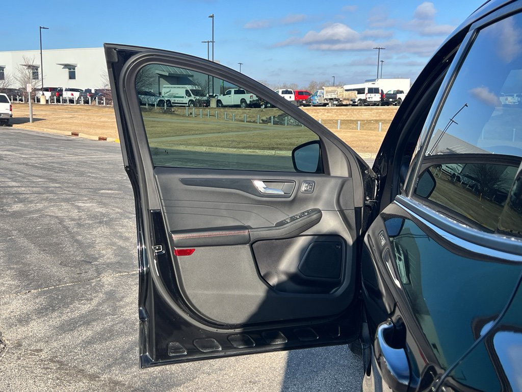 Used 2023 Ford Escape ST-Line Select w/ Tech Pack #2 image 10