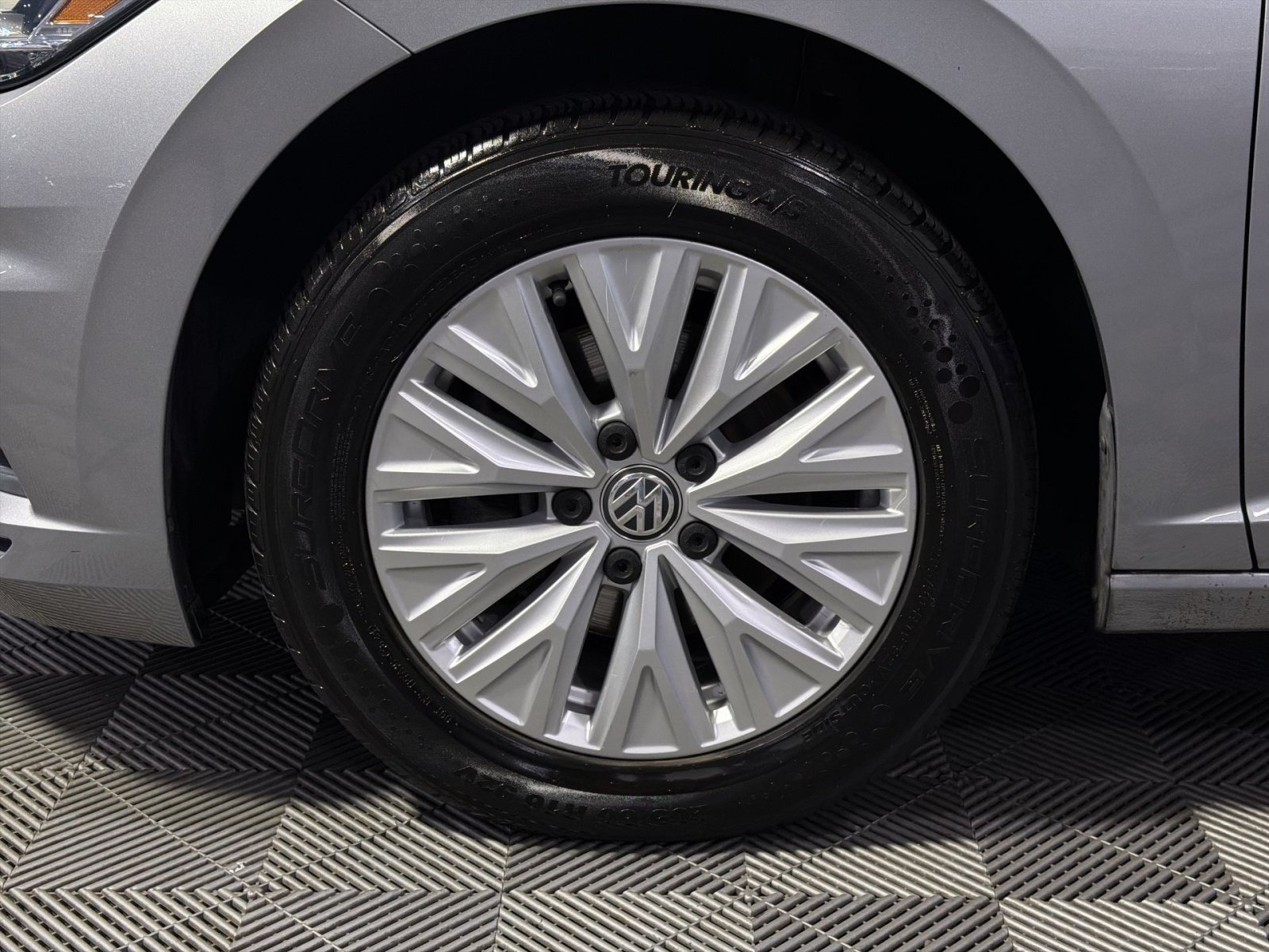 Used 2019 Volkswagen Jetta S w/ Driver Assistance Package FWD image 15