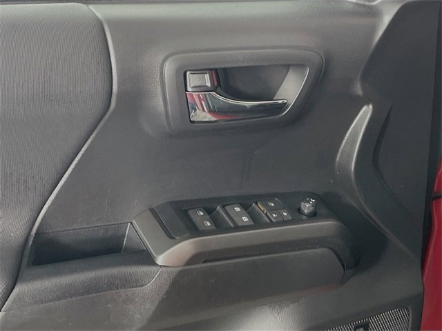 Used 2023 Toyota Tacoma TRD Sport image 19