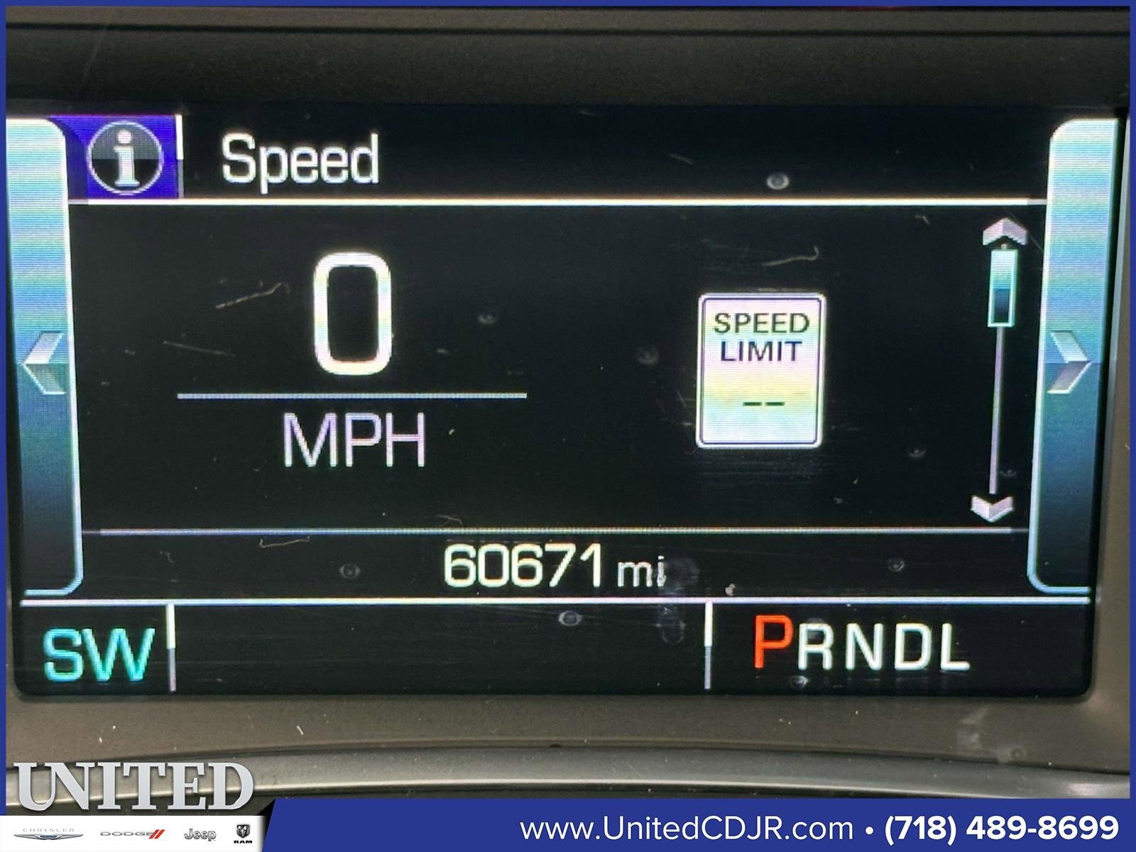 Used 2019 GMC Acadia SLT image 30