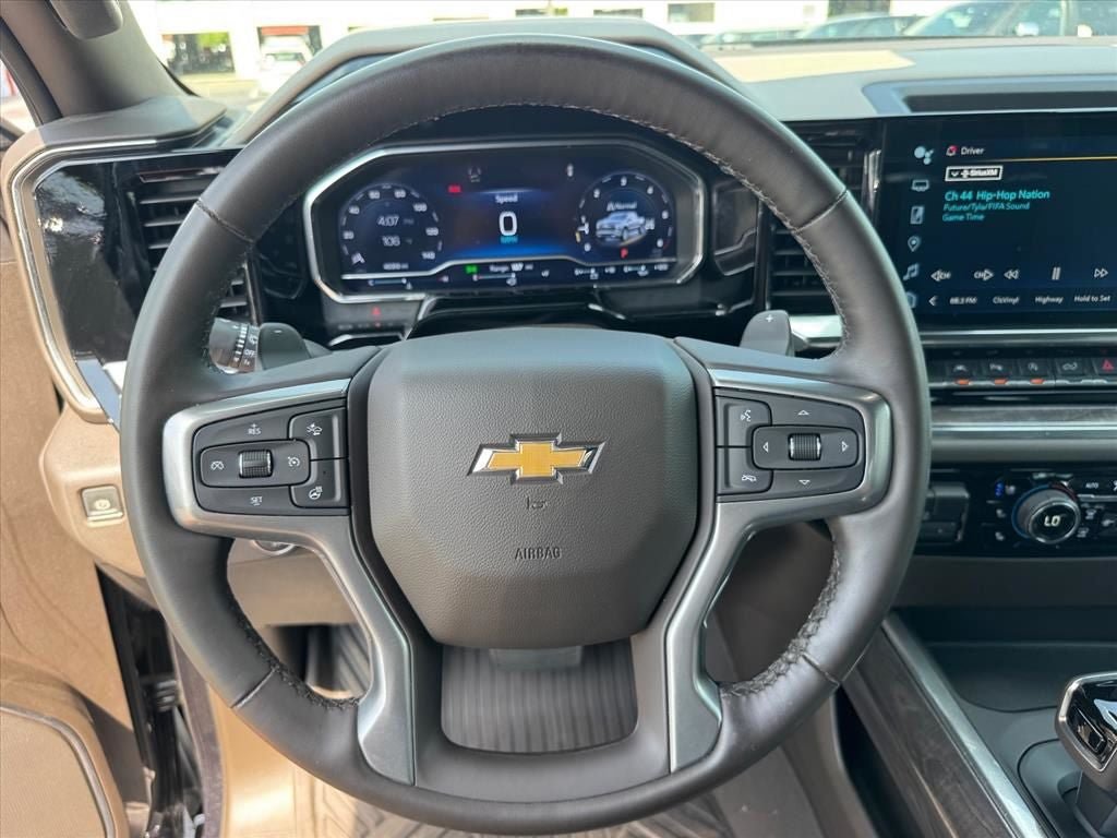 Used 2024 Chevrolet Silverado 1500 LTZ w/ LTZ Premium Package AWD/4WD image 24