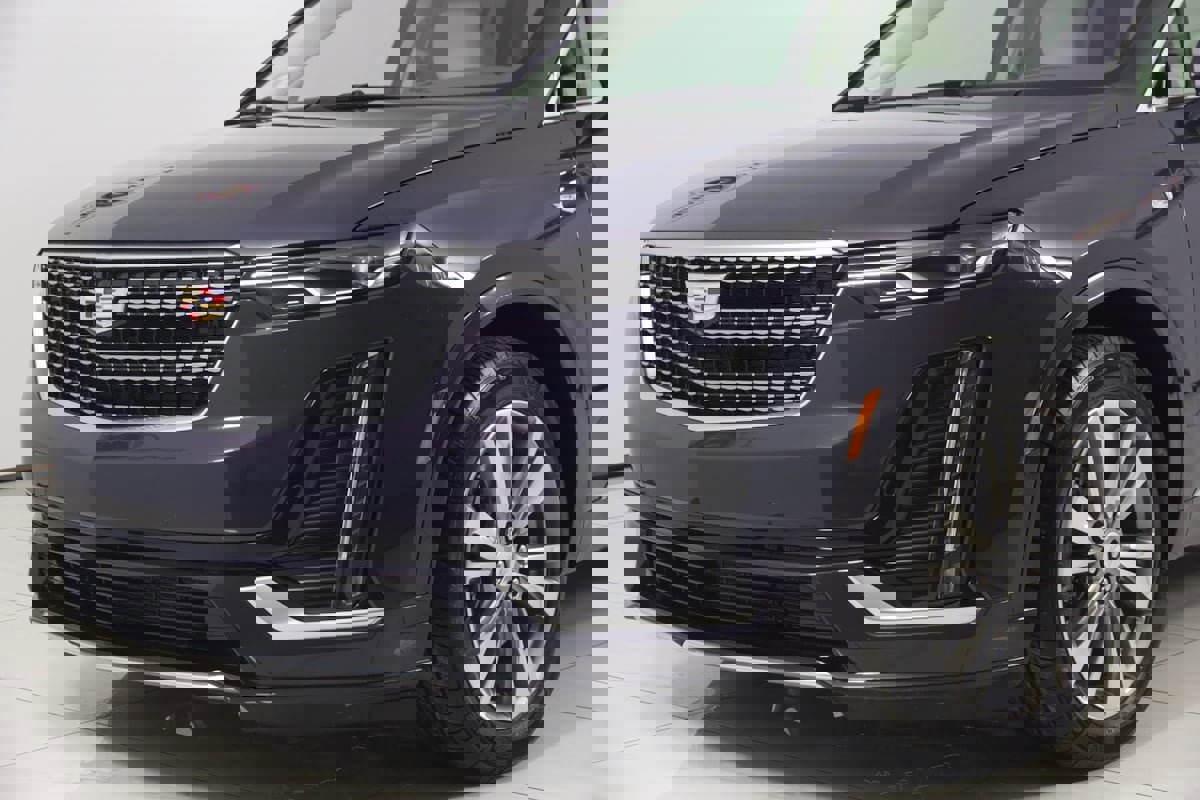 Used 2024 Cadillac XT6 Premium Luxury w/ Technology Package image 48
