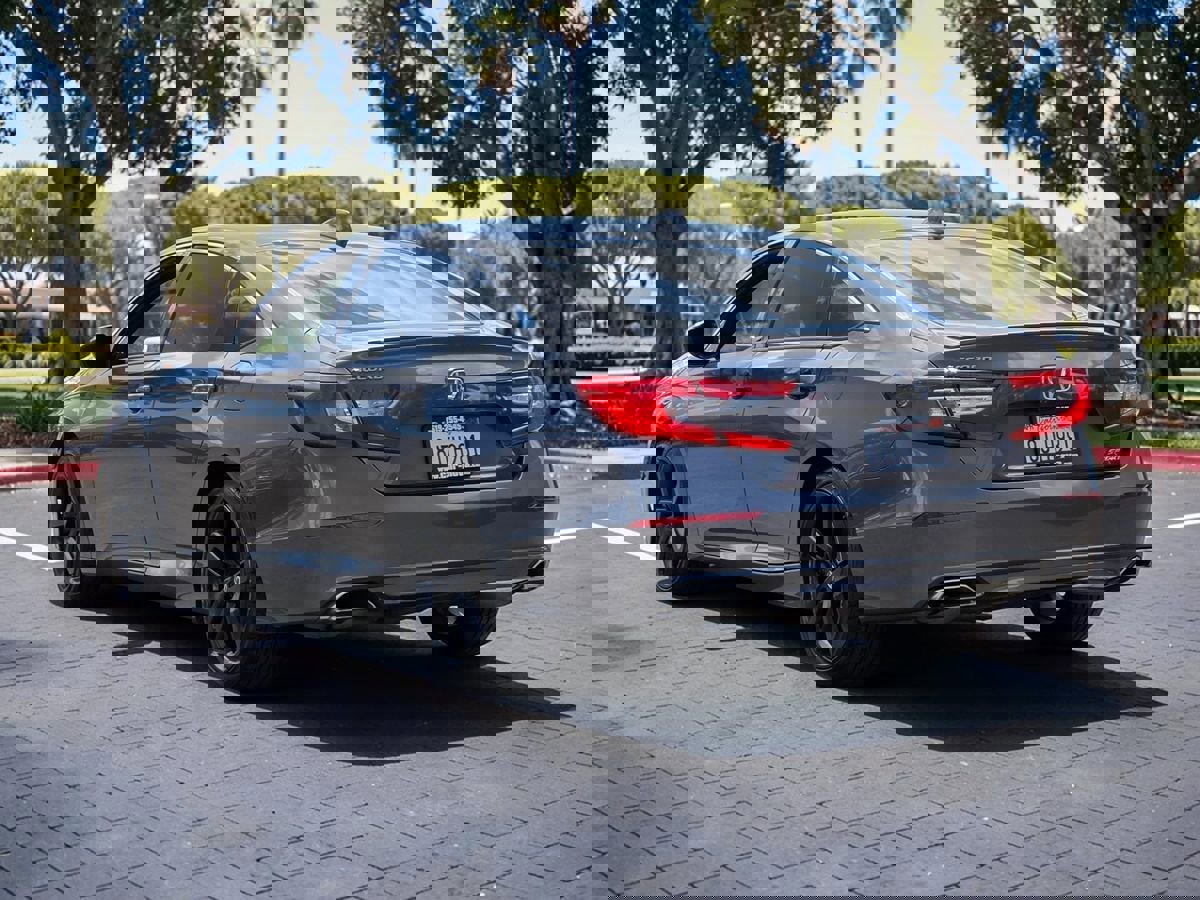 Used 2019 Honda Accord Sport image 5