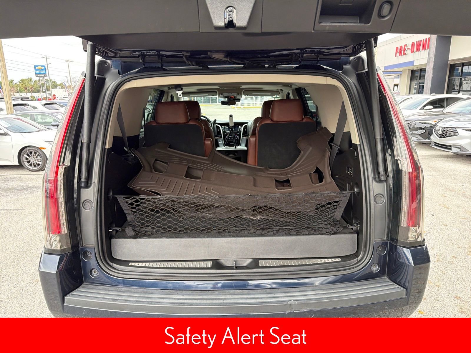 Used 2020 Cadillac Escalade Luxury image 21