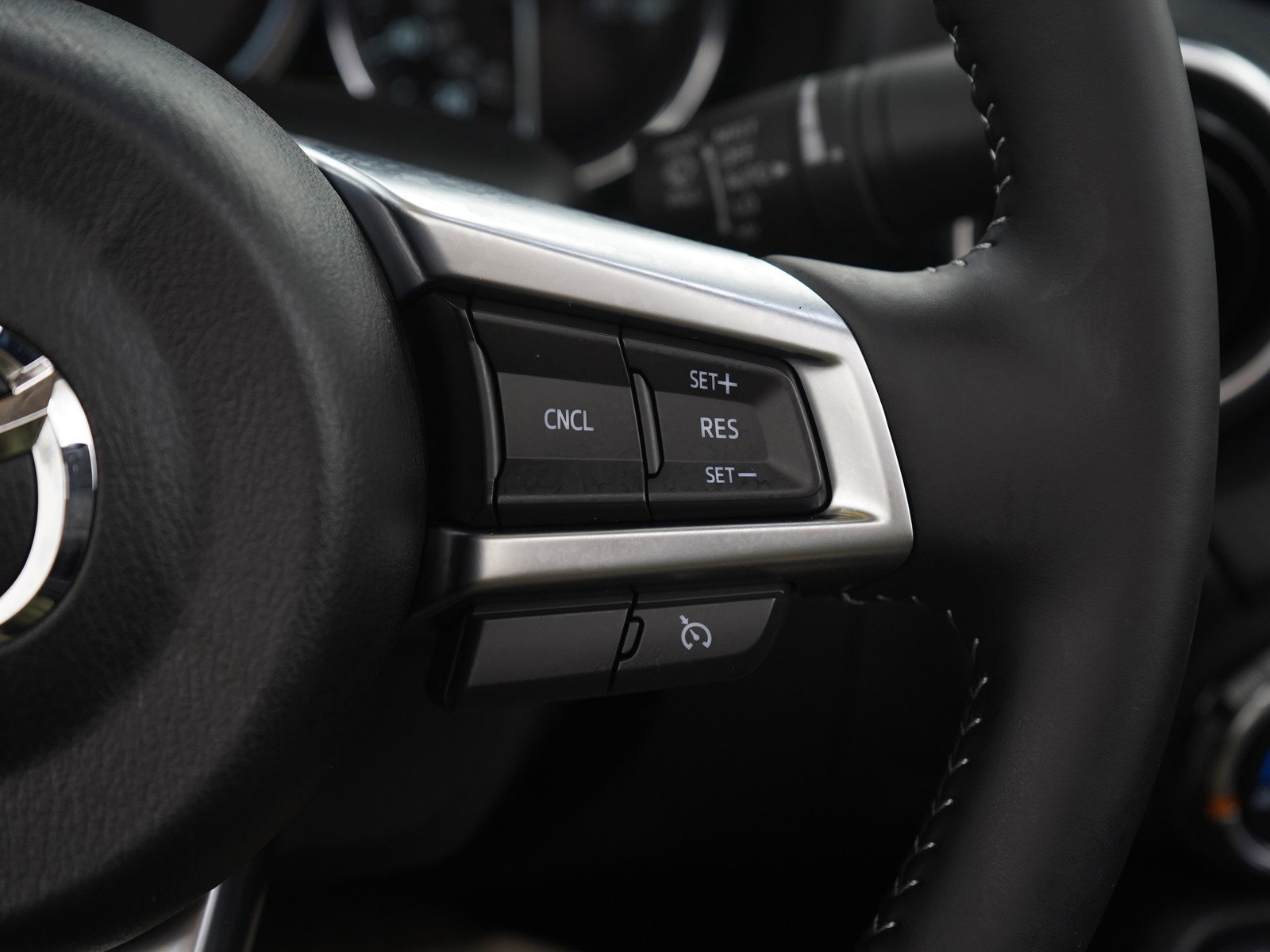 Used 2025 MAZDA MX-5 Miata RF Grand Touring image 23