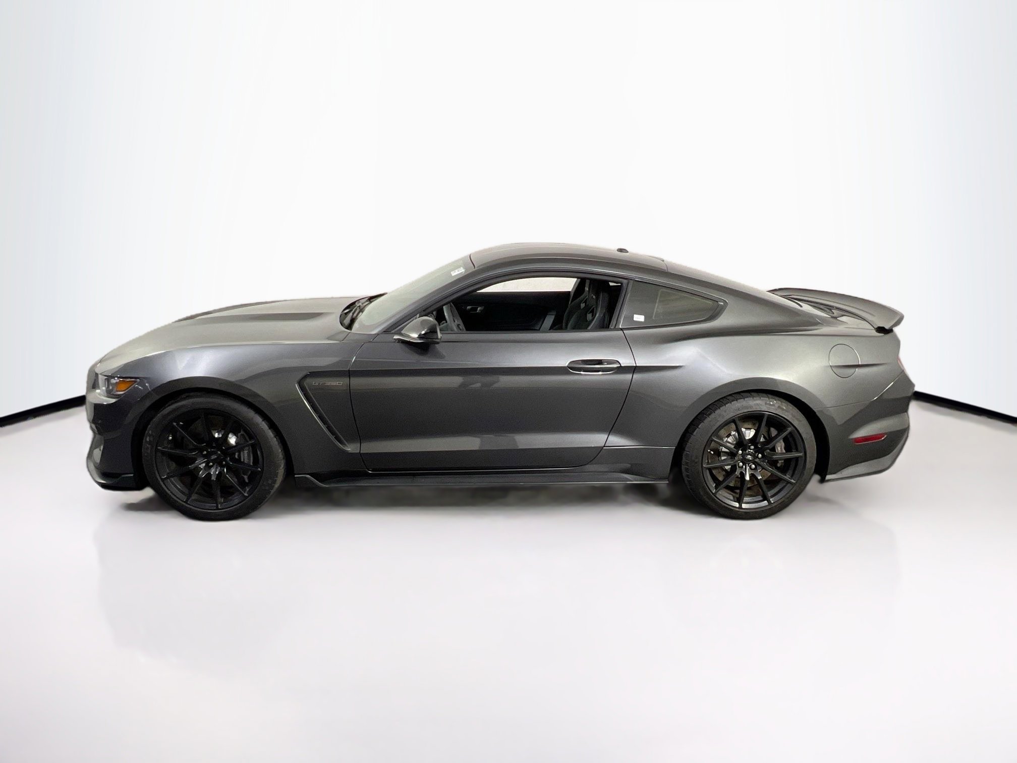 Used 2017 Ford Mustang Shelby GT350 w/ Electronics Package image 8
