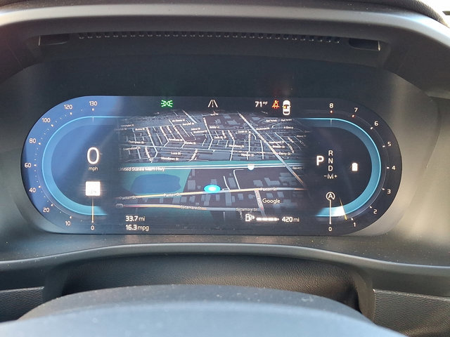 Used 2025 Volvo XC40 B5 Plus image 20