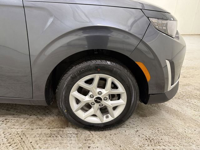 Used 2024 Kia Soul LX w/ Option Group 015 FWD image 14