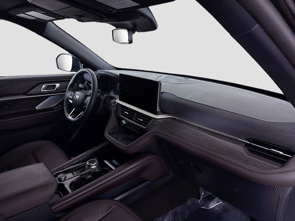 Used 2025 Ford Explorer Platinum w/ LUX Leather Package image 23