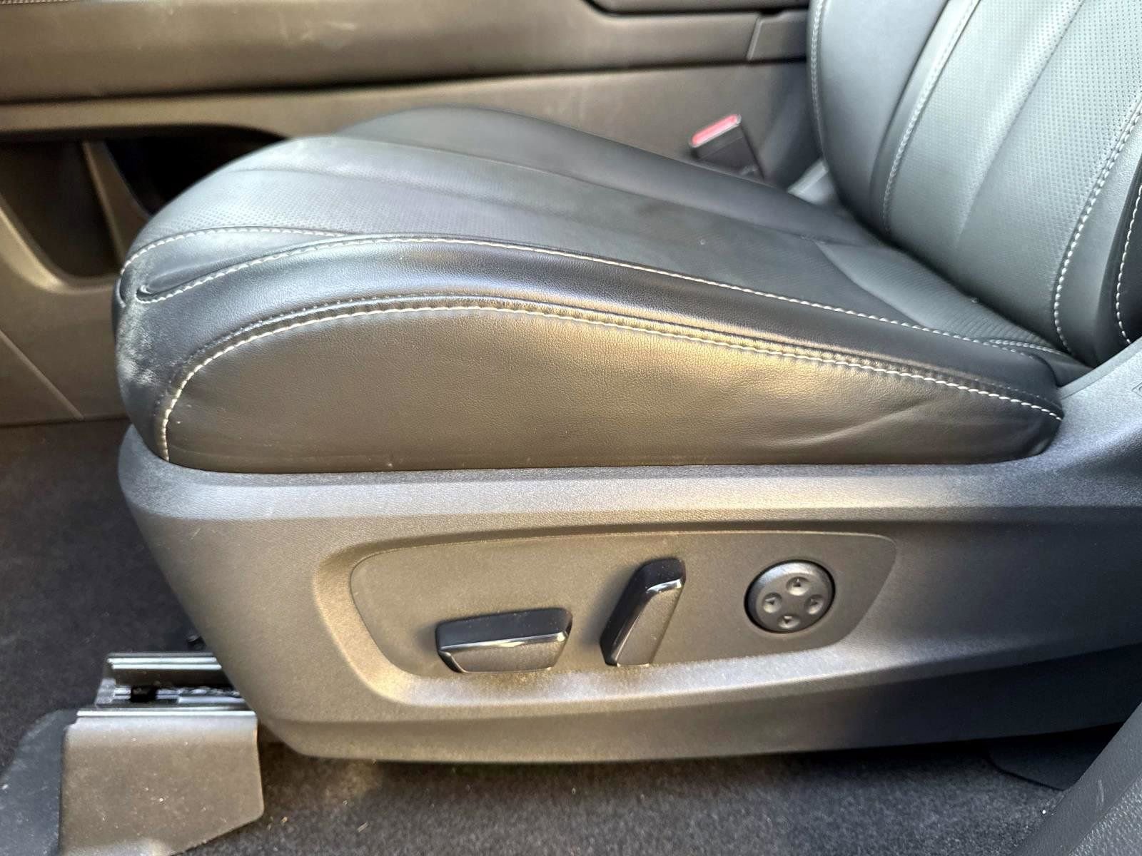 Certified 2023 INFINITI QX60 Luxe w/ Cargo Package image 10