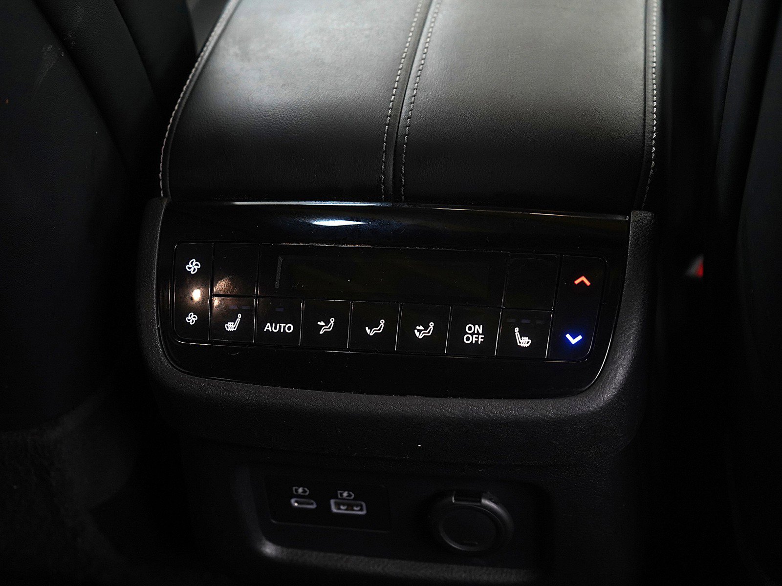 Used 2023 INFINITI QX60 Luxe image 16