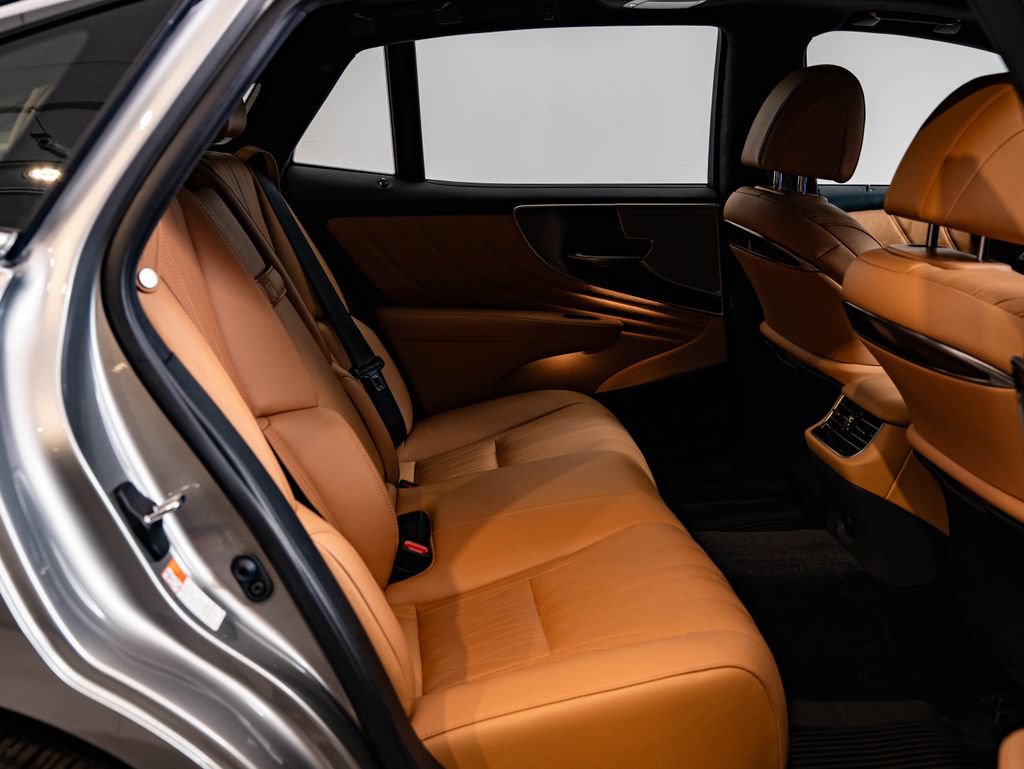 Certified 2023 Lexus LS 500 AWD w/ Interior Upgrade Package image 45