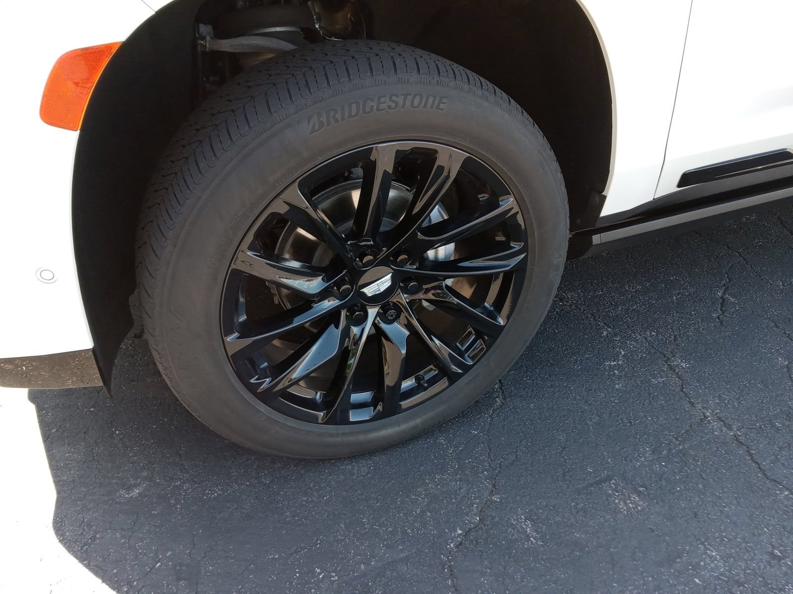 Used 2024 Cadillac Escalade Sport w/ LPO, ONYX Package AWD/4WD image 6