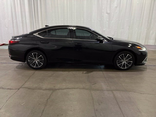 Used 2023 Lexus ES 250 w/ Premium Package AWD/4WD image 3