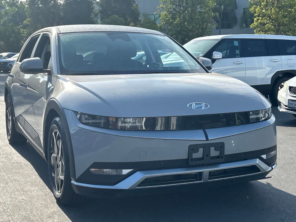Used 2024 Hyundai Ioniq 5 SEL RWD image 4