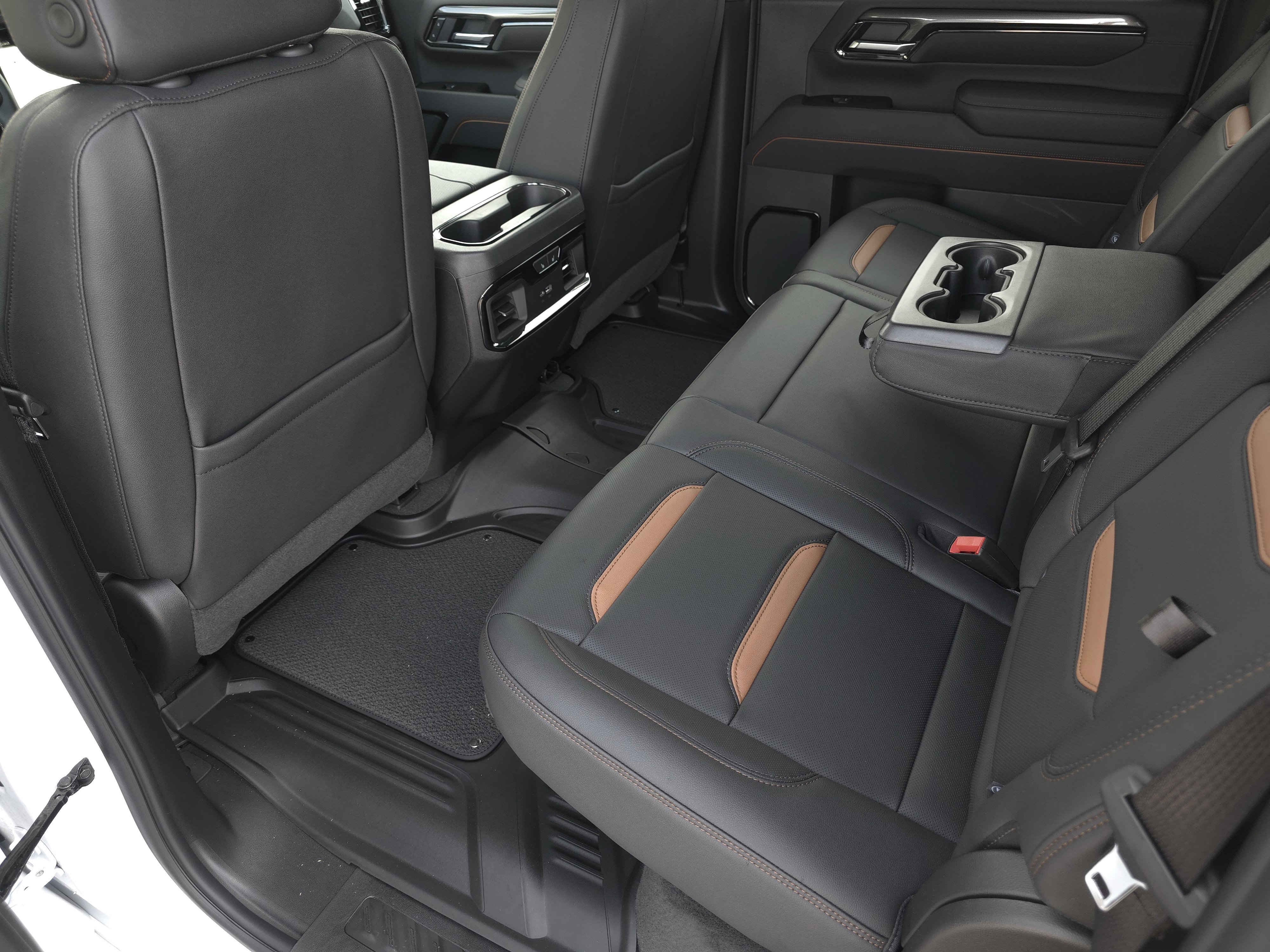 New 2026 GMC Sierra 2500 AT4 w/ AT4 Premium Plus Package image 30