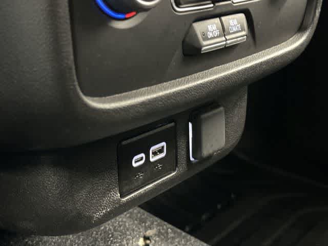 Used 2024 Chevrolet Tahoe 2WD w/ Remote Keyless Entry Package image 24