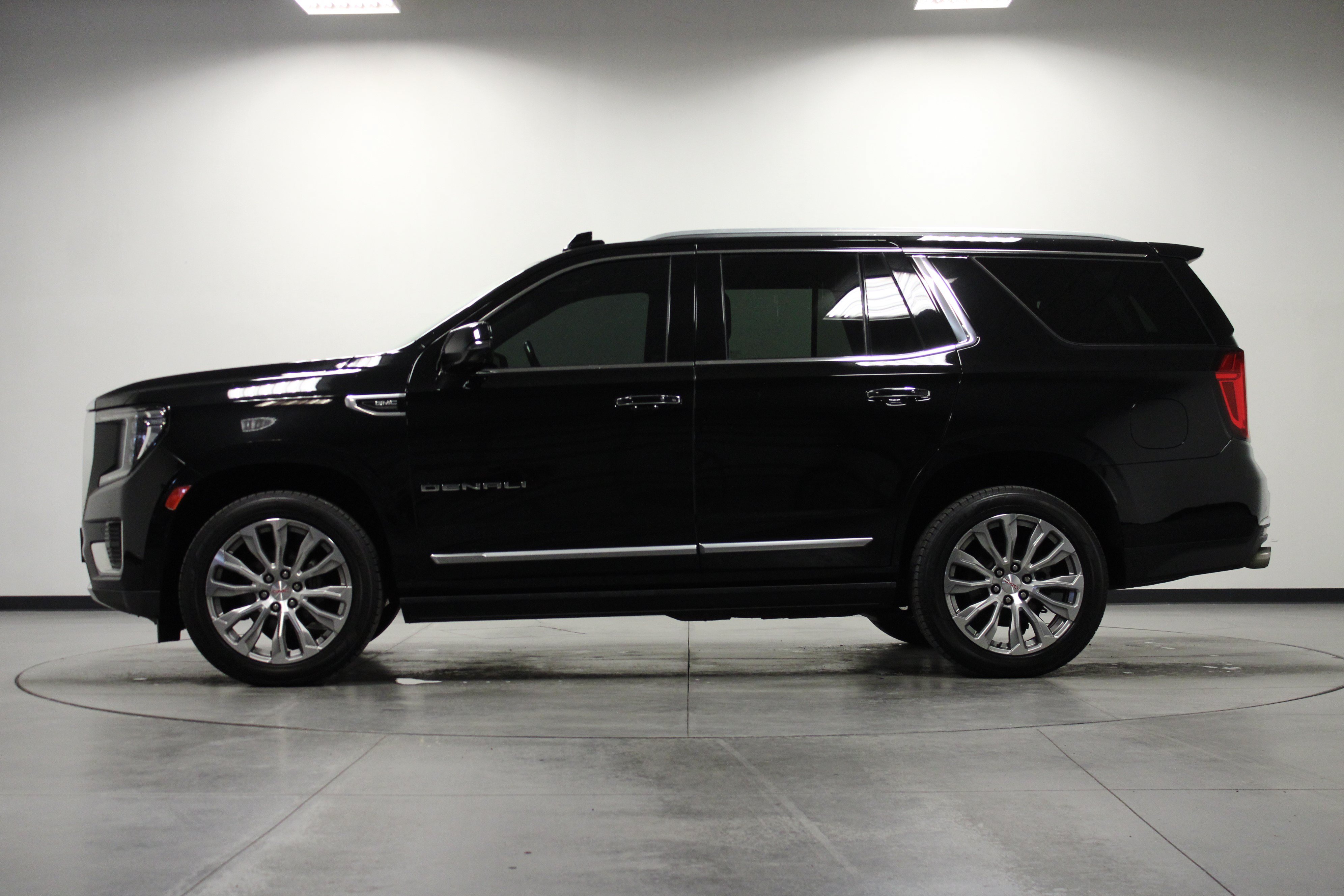 Used 2022 GMC Yukon Denali AWD/4WD image 7