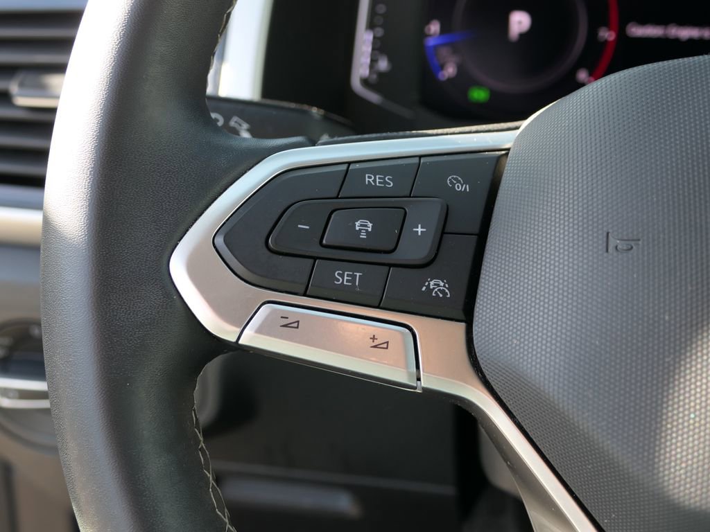 Used 2022 Volkswagen Atlas SEL image 15