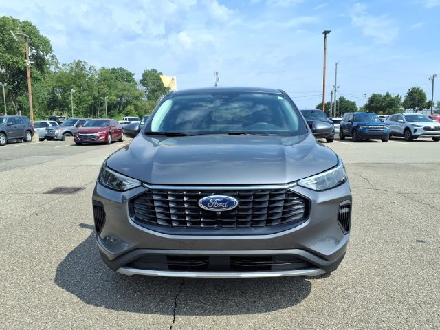 Certified 2024 Ford Escape Active w/ Tech Pack #2 AWD/4WD image 2
