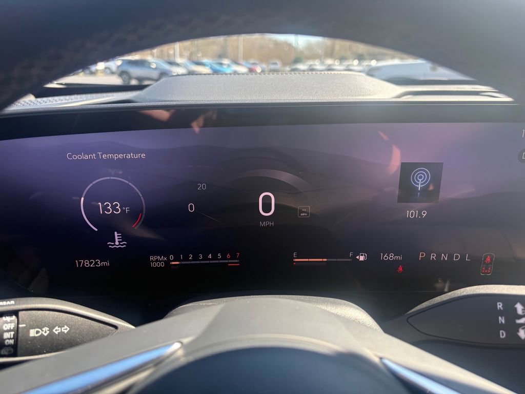 Used 2025 Buick Enclave Preferred image 5