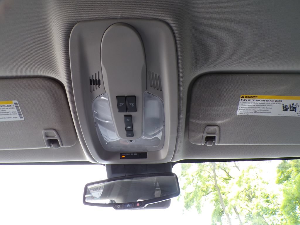 Used 2015 Chevrolet Equinox LT w/ Driver Convenience Package FWD image 27