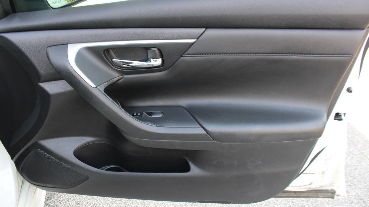 Used 2018 Nissan Altima 2.5 SR image 27