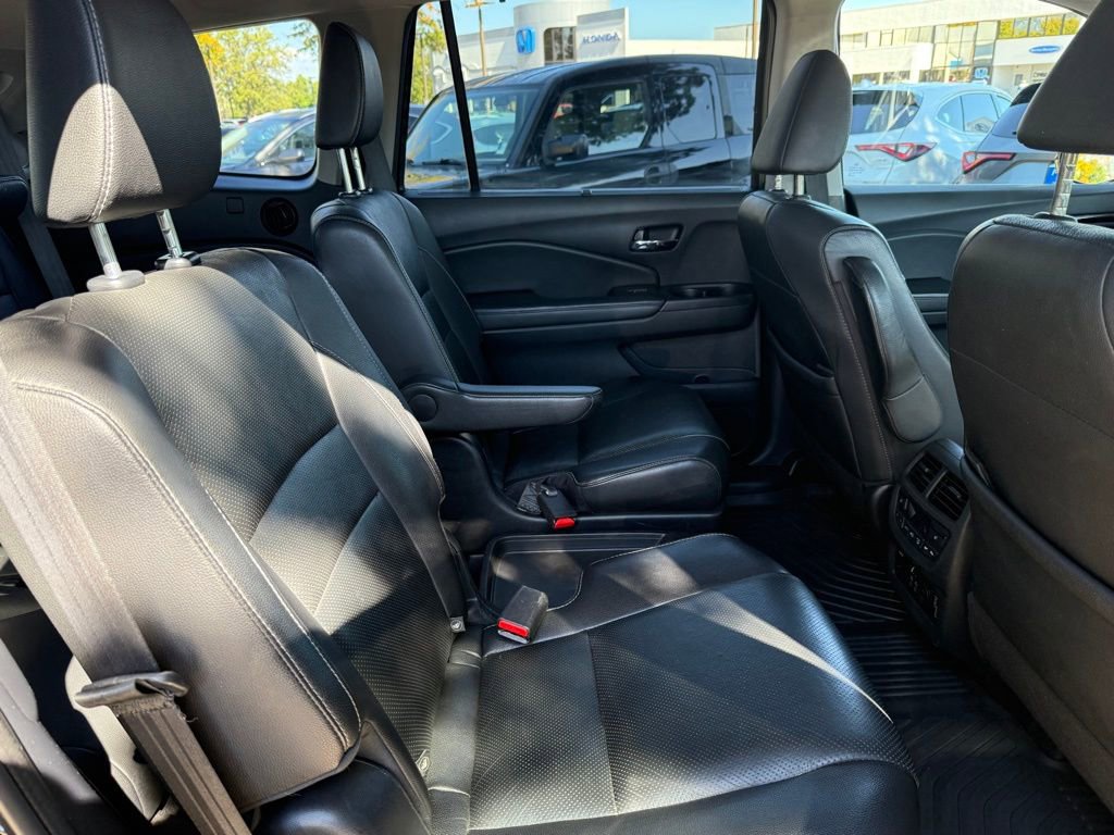 Used 2020 Honda Pilot Elite image 20