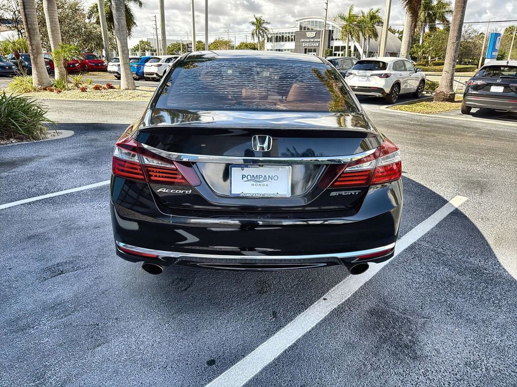 Used 2017 Honda Accord Sport image 7