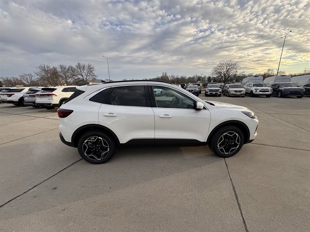 New 2026 Ford Escape Platinum w/ Equipment Group 601A image 3